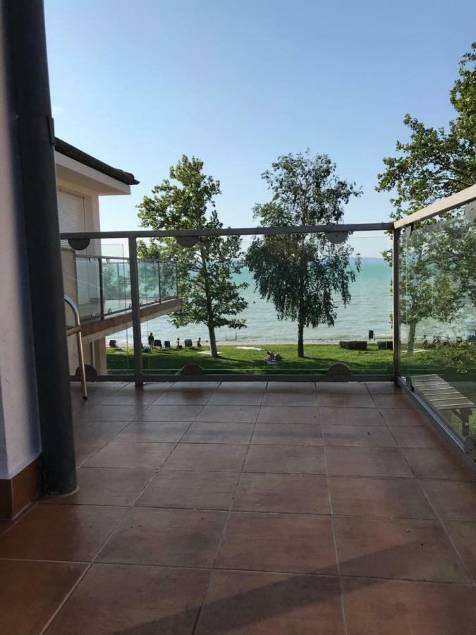 Myflat Belvedere Apartment Siofok Exterior photo